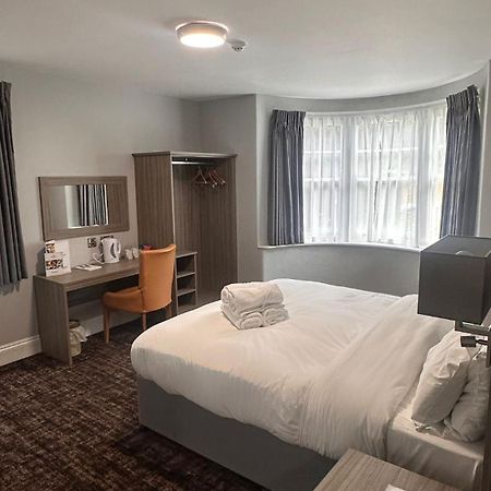 St Andrews Town Hotel Droitwich Esterno foto