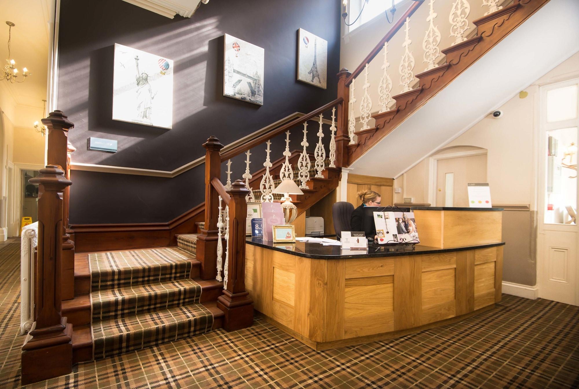 St Andrews Town Hotel Droitwich Esterno foto