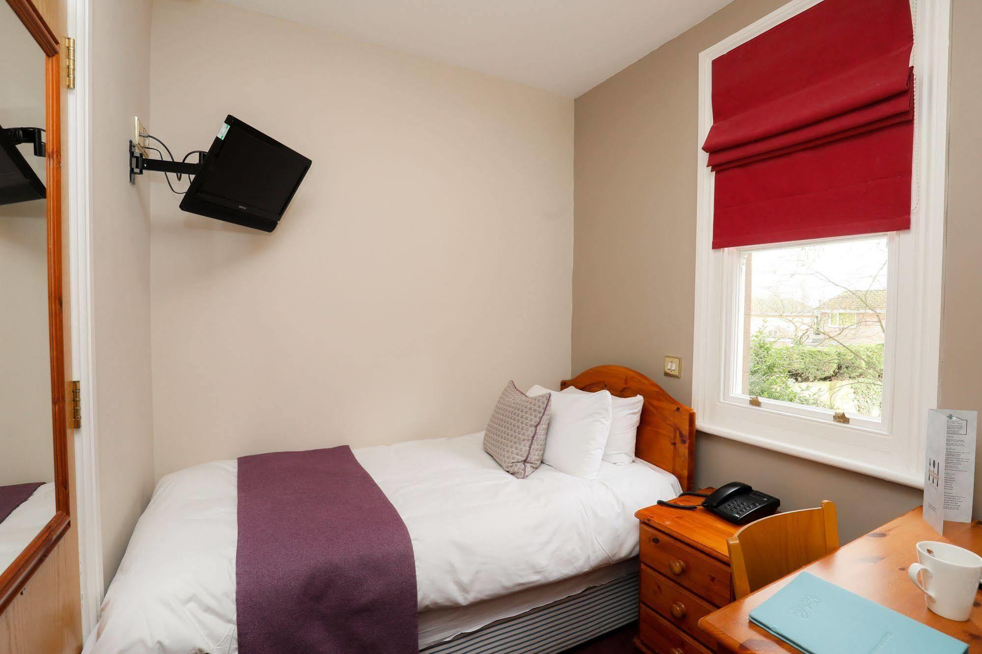 St Andrews Town Hotel Droitwich Esterno foto